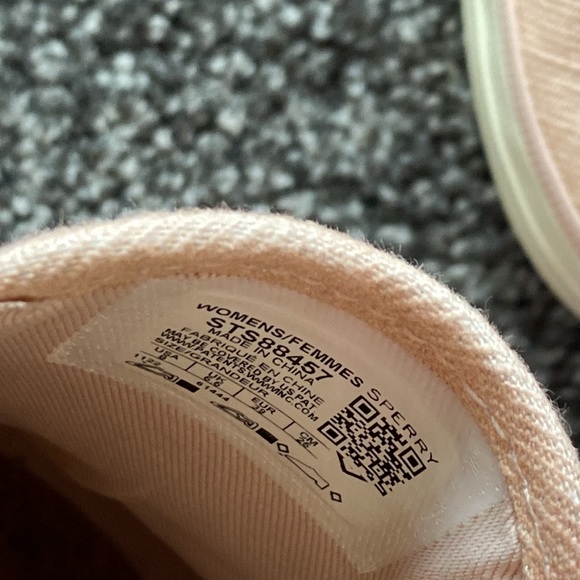 Sperry pink sparkle slip on shoes - Picture 4 of 9